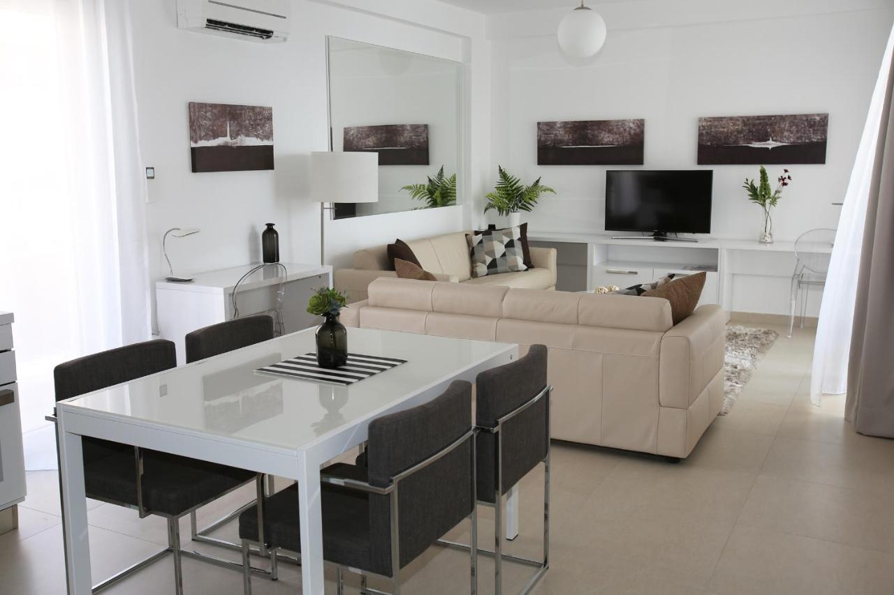 White Residence Luxury Apartments Sarande Exterior photo